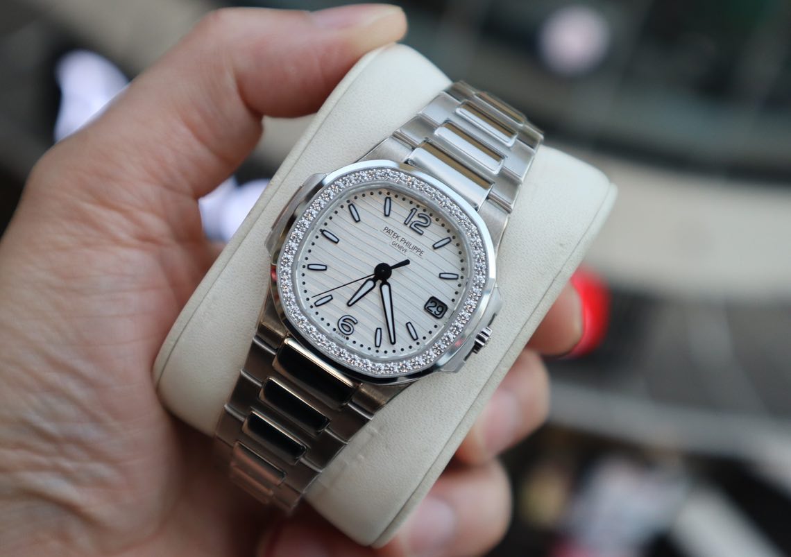 Patek Philippe Nautilus 7010/1R