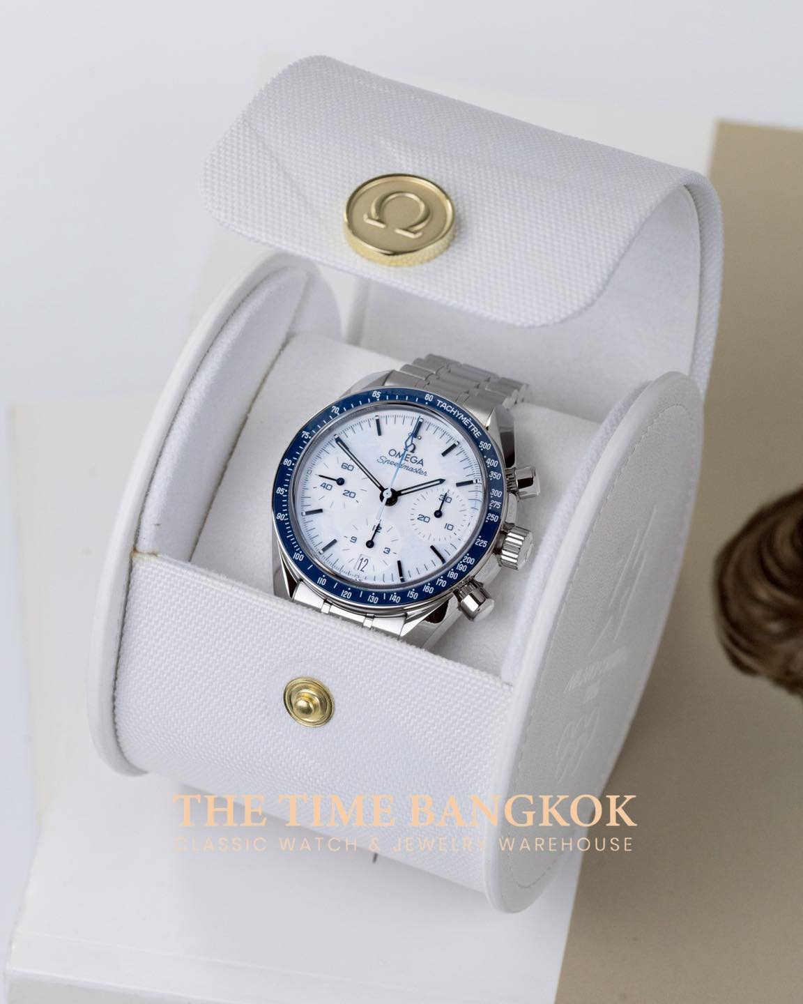 Omega Speedmaster Milano Cortina 2026 38MM - Image 3